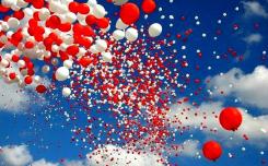 Флешмоб «Воздушные шары вместо ракет» на площади Нахимова 22 мая 2014