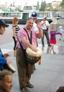 Американский фолк Рэндалла Маркса в «Лумумбе»