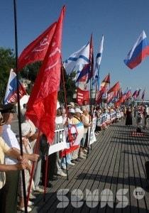 Пикет-протест общественных экологических организаций против добычи песка ООО «Суэста»