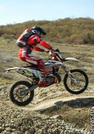 Авто-мотокросс на Сапун-горе 9 мая 2013