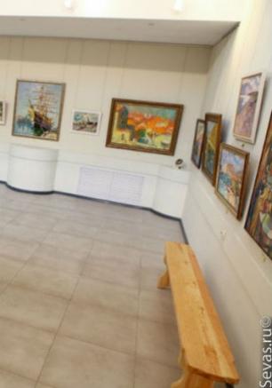 Выставка балаклавской художницы Анастасии Бажановой. Открытие