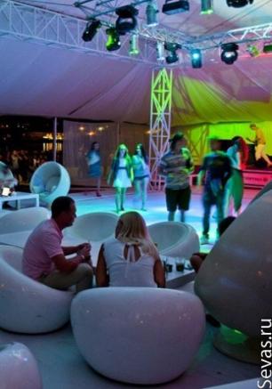 DJ USTAS в Порт-клубе