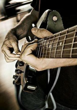 Гитарный вечер с Арсением Сериковым в «Аквамарине» 23 мая 2014