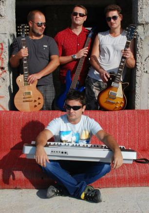 Творческий вечер рок-группы De-Kor в рок-баре «ВетеРок» 3 мая 2014