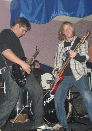 Группа Plus Bonus Band в арт-клубе Artishock 30 марта 2013