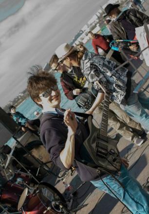 Музыкальная среда в «Атриуме»: группа «Альбатрос» 