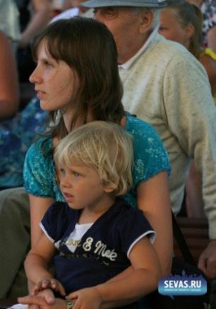 Отчетный концерт народного ансамбля эстрадной песни «Галатея»