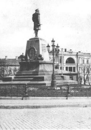 Выставка фотографий «Сто лет Войны и Мира. Севастополь на старых фотографиях. 1856–1956 годы». Открытие