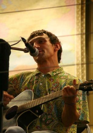 Музыкальная среда в «Атриуме»: группа «Art June» 2 апреля 2014 