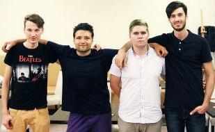 Музыкальная среда в «Атриуме»: группа «Make Mom Proud»