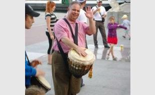Американский фолк Рэндалла Маркса в «Лумумбе»