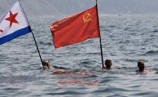 Международный слёт любителей зимнего плавания и закаливания: Зимнее море Севастополя-2013