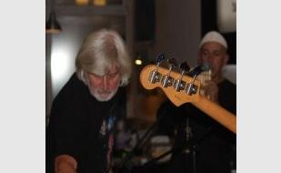 Группа «Labyrhythm» в Café bar МOМO 11 октября 2013