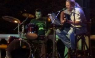 Группа  «Доиграем и Пойдём» в арт-кафе Texas