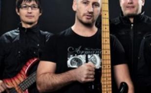 Группа Муза Рулит Бэнд в пивном доме Praha 17 мая 2013