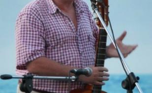 Концерт "Арт-бард" в Севастопольском дельфинарии