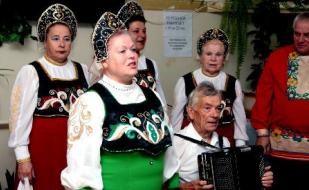 ​Концерт народного хора «Коробейники» в КК «Корабел»