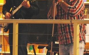 Праздник Весны, Любви и Музыки: Поздравляем любимых Женщин!