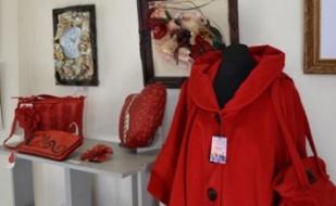 Выставка "Дамские штучки". Открытие