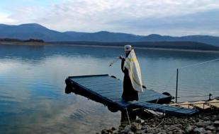 Закладка Храма «Богоявление» на Чернореченском водохранилище