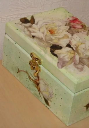 Урок декупажа в Атриуме