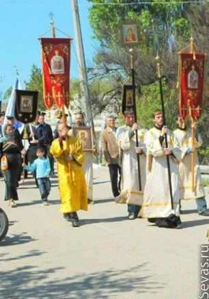 Крестный ход от Графской пристани до Свято-Владимирского собора в Херсонесе