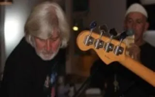 Группа «Labyrhythm» в Café bar МOМO 11 октября 2013