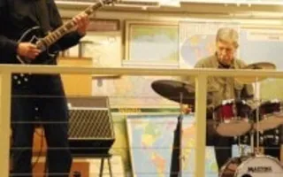 Литературно-музыкальный вечер группы «Тургенев Band» и поэтессы Евгении Барановой в «Атриуме»