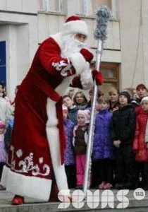 Новогодний праздник в детском доме № 2 от ОО «Миротворец» и Фонда СЭР Севастополя