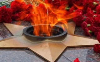 Возложение цветов на Кладбище Коммунаров