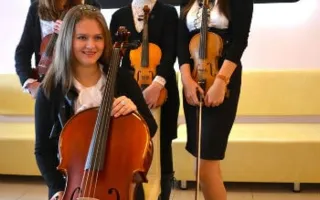 String quartet RoZmarin в Café bar МОМО 1 марта 2014
