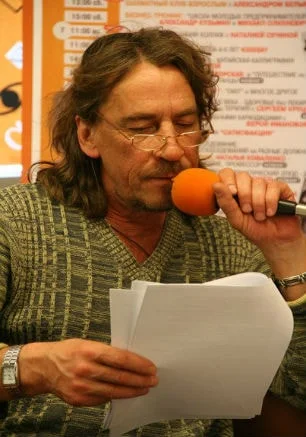 Литературная гостиная «Атриума»: презентация книги Андрея Маслова «Время жить в Севастополе»