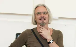 Выставка Александра Воцмуша «Бац-бац — и Новый год!» в арт-галерее «Зелёная пирамида»