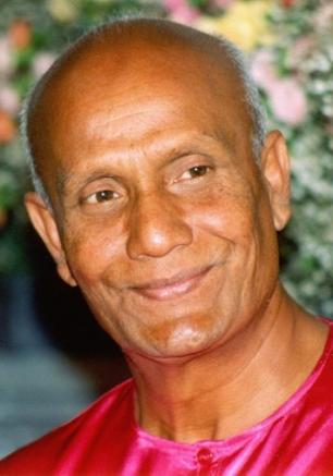 Презентация выставки и концерт. Репродукции картин Шри-Чинмоя 